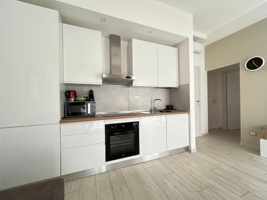 Dante Apartment By Florencehospitality Com Florença Exterior foto